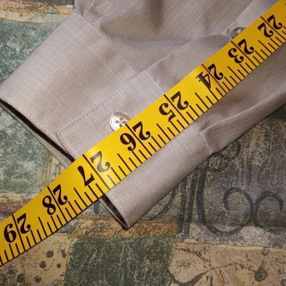 Calvin Klein DressShirtMens 16 1/2 34/35 SilverGrayL/Sl SlimFitNonIron ButtonUp. - Picture 7 of 9